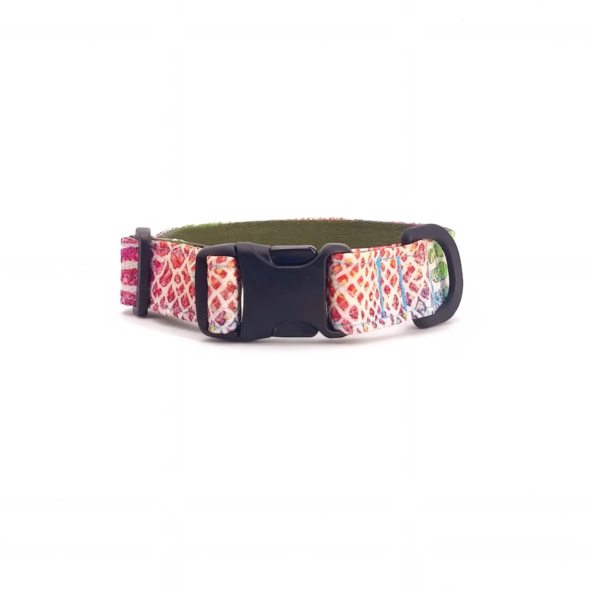 Dog collar in Barklin Kaleido Snake pattern, standard 2.5 cm width, shown in front arc view with visible ECONABLE buckle, stitched edges, and clean product structure.