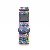 Breites Hundehalsband 4 cm Electric Tribe Muster mit ECONABLE recycelter Nylon Schnalle zeigt Side Release Struktur